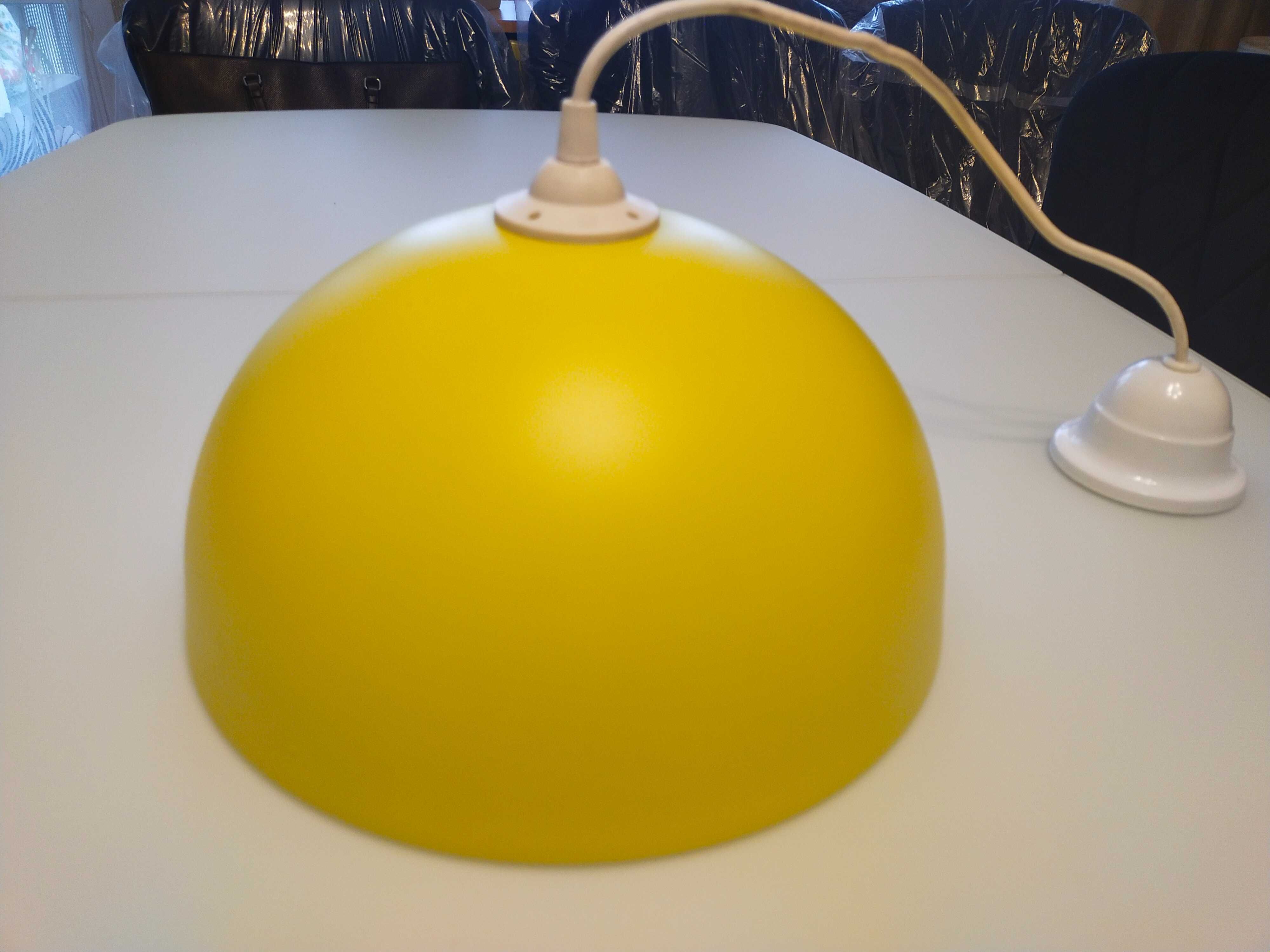 Lampa sufitowa seledynowa