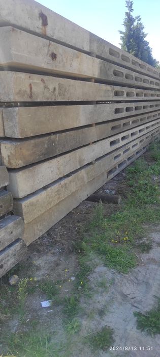 Sprzedam słupy betonowe na wiatę