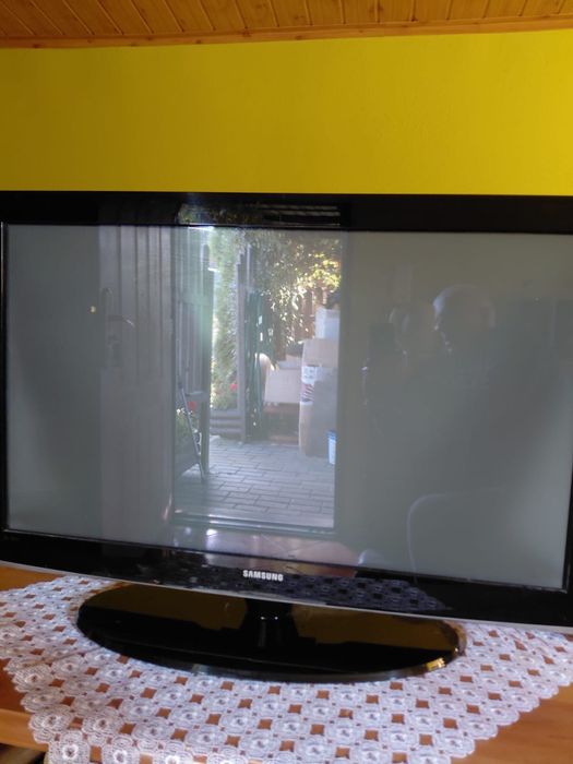 Telewizor SAMAUNG 42 cale