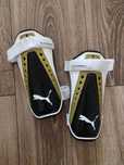 Щитки для футбола Puma. Размер L