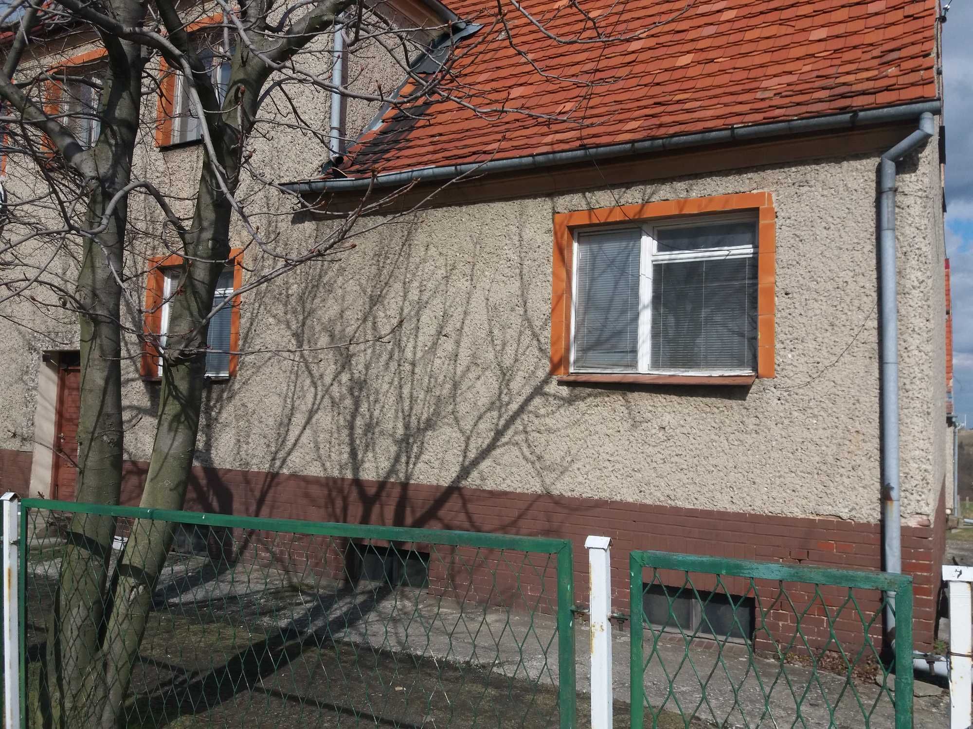 Mieszkanie Pietrowice 75,3 m² /3 pokoje/przedp./kuchnia/łazienka/garaż