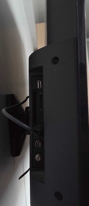 Smart TV Sharp 40 polegadas 4K Ultra HD usada