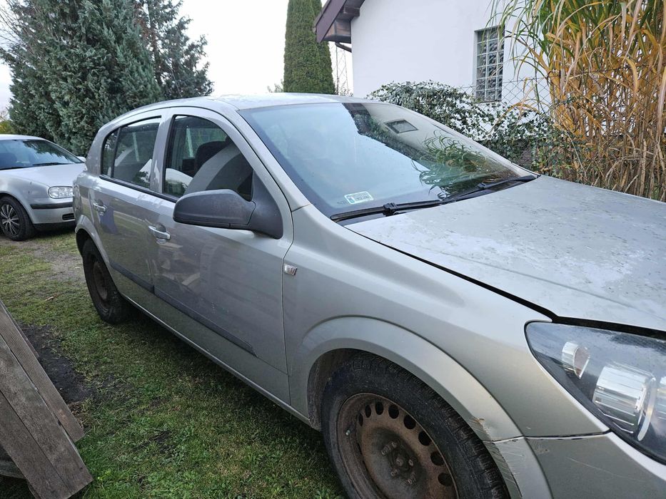 Astra H 1.7 diesel 2006 rok