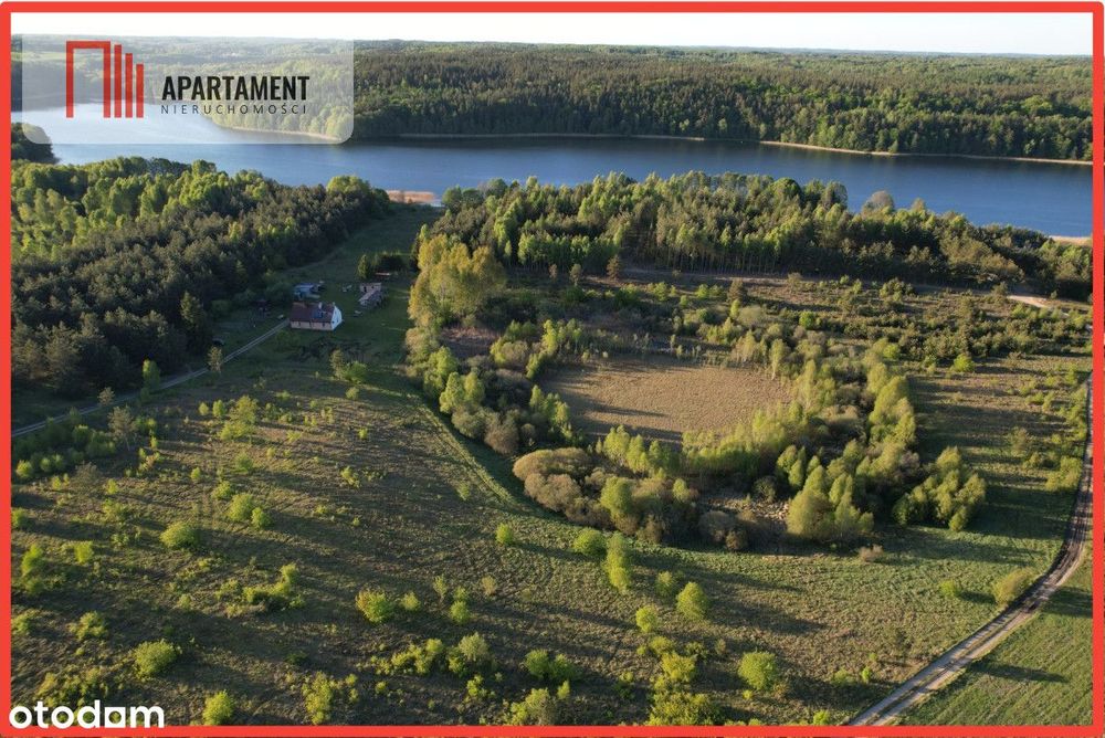 Działki 150 metrów od linii brzegowej jeziora.