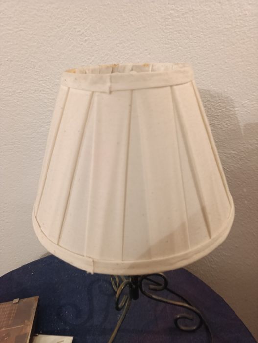 Dois candeeiros de mesa