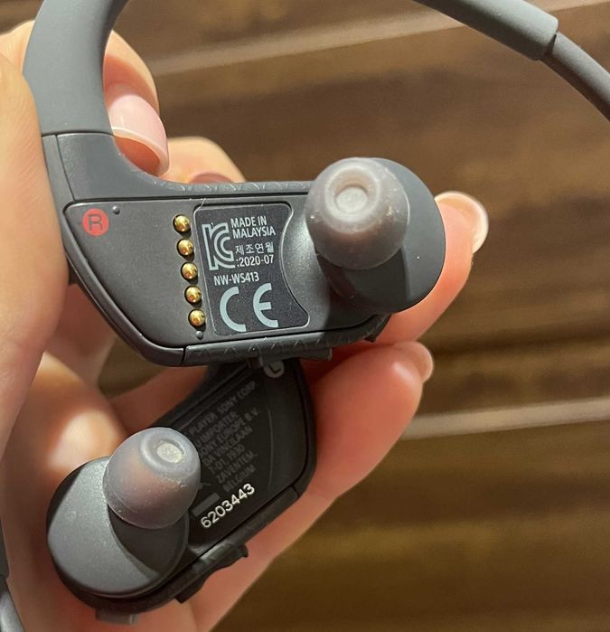 NOWY Sony Walkman NW-WS413 czarny
