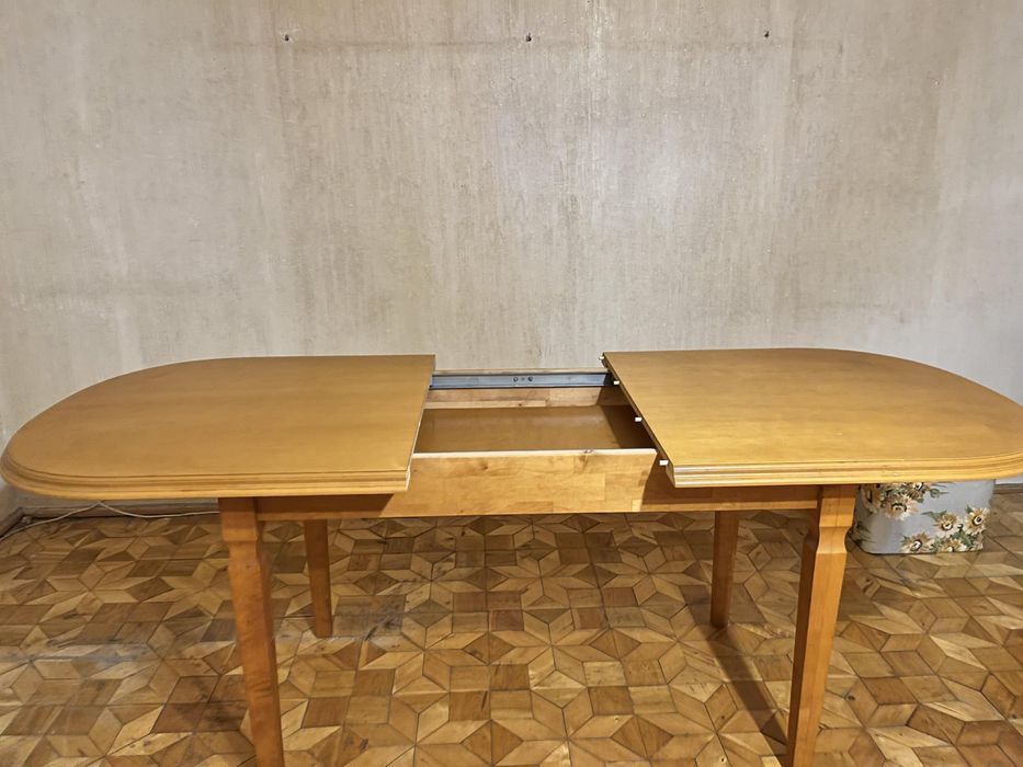 Drewniany stół/rozkładany