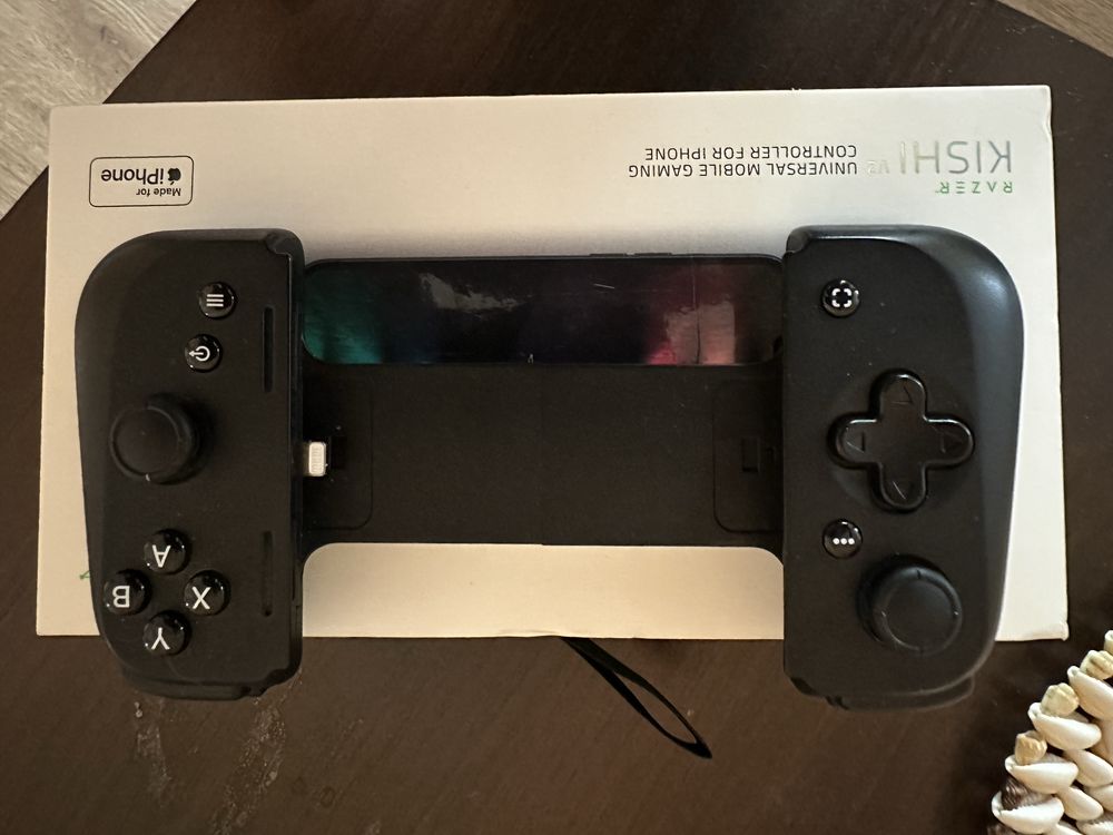 Геймпад Razer Kishi V2 for iOS джойстик iphone