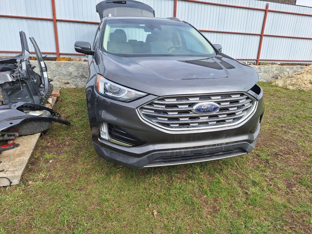 Бампер Ford Edge