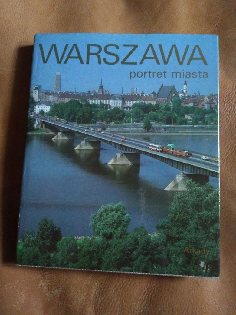 Książka Warszawa Portret miasta historia odbudowa
