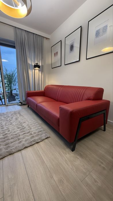 Sofa dwuosobowa czerwona