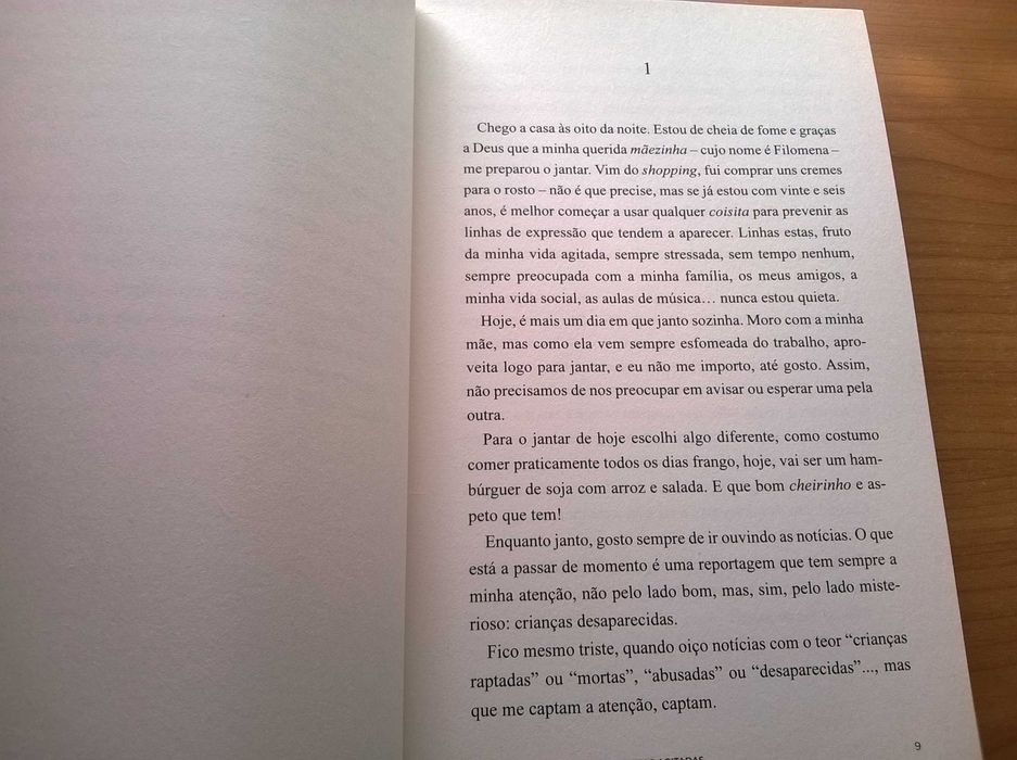 PIETRA - Mar Calmo, Profundezas Agitadas - Sofia dos Anjos Morgado