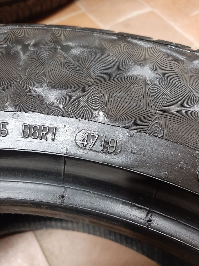 235/60/18 Continental contact 6