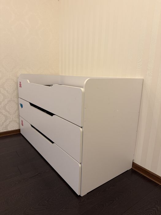 Дитяча кроватка трьохрівнева з 3 матрасами!