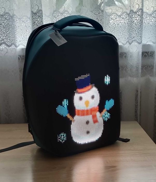 Продам рюкзак з LED екраном