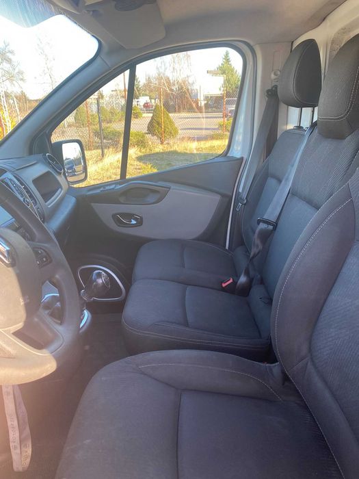 Renault Trafic  1.6 Dci ,125 km blaszak