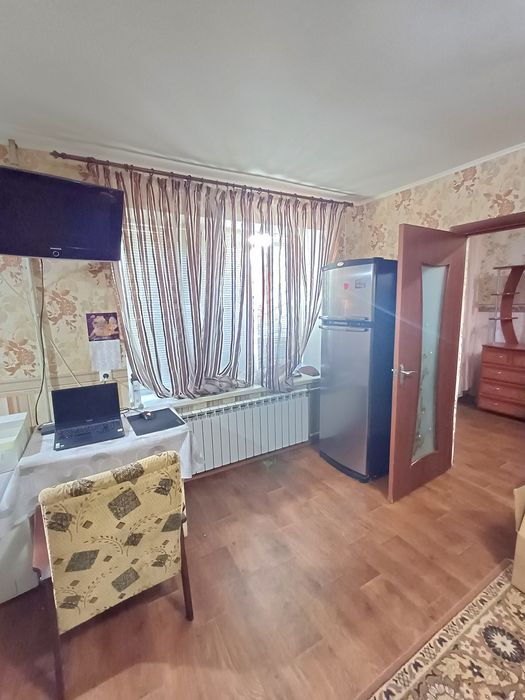 Продам 2-х комнатную квартиру на Космонавтов