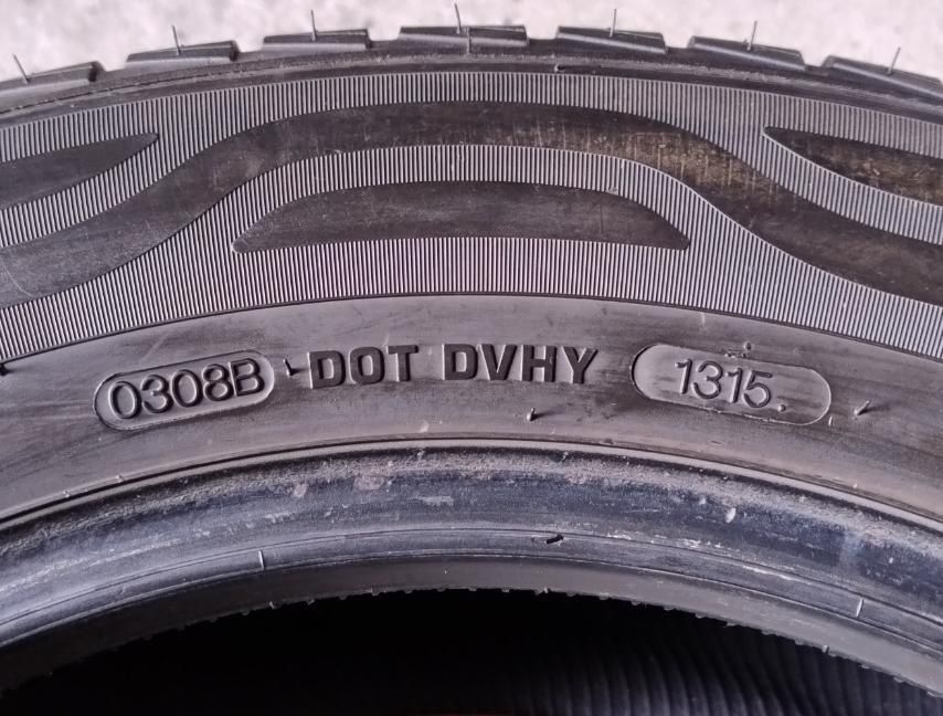 Шини зимові R16 225/60 Vredestein Quatrac 3