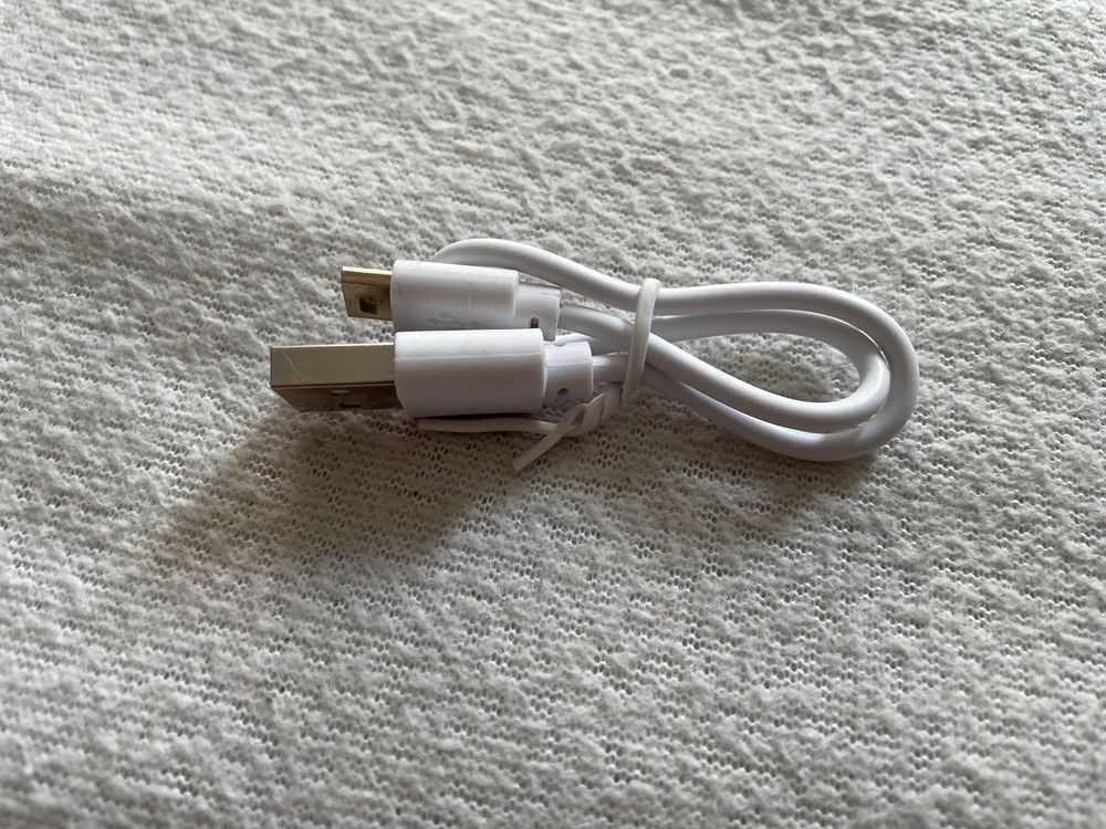 Mini telefon Servo