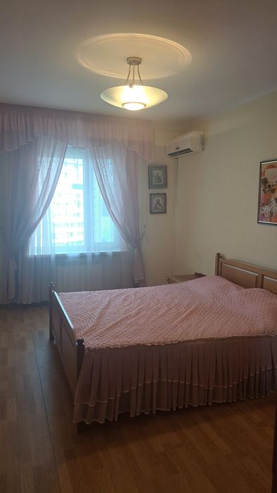 Сдається 2х кімнатна м. Харківська,пр-т. Бажана 36