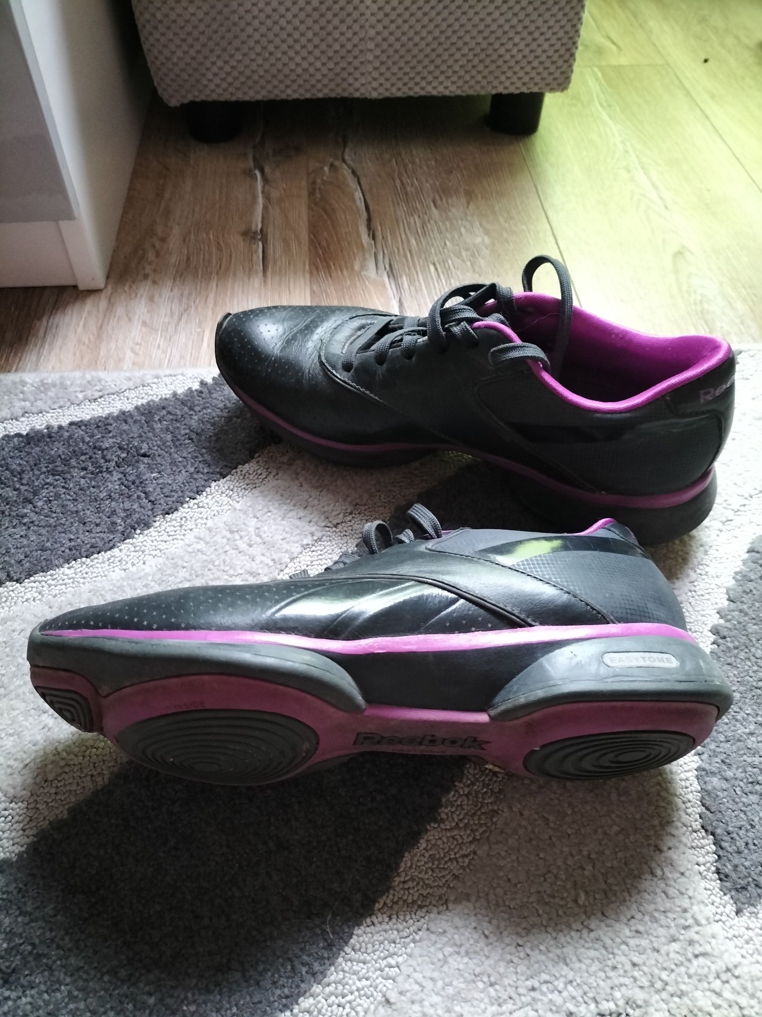 Reebok Easy tone r. 40