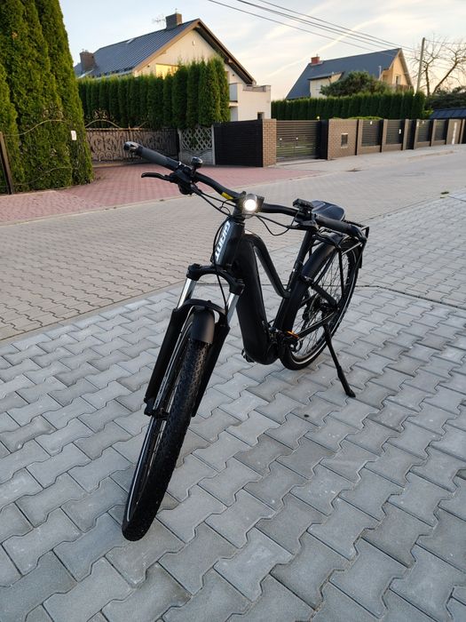 Giant Explore 2 sta 2023  rama S jak nowy