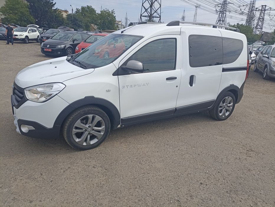 Dacia Dokker Stepvay 1.5 дизель 66 кВт 2015 р