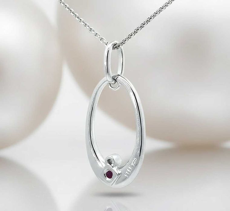 Naszyjnik Elle Jewellery  z owalną zawieszką i rubinem, palladowany