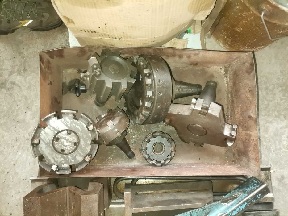 6Р83Ш Верстат універсально-фрезерний FDB Maschinen UF 200