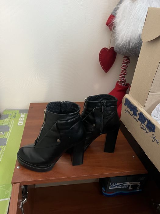 Ботінки ботільони снікерси полуботіночки на платформі каблуку