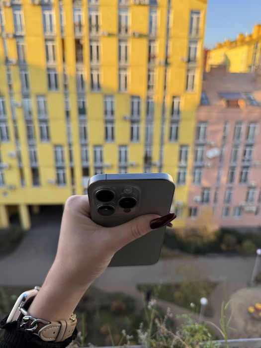 98% Аккум iPhone 15 Pro 256Gb Natural Titanium Neverlock айфон про