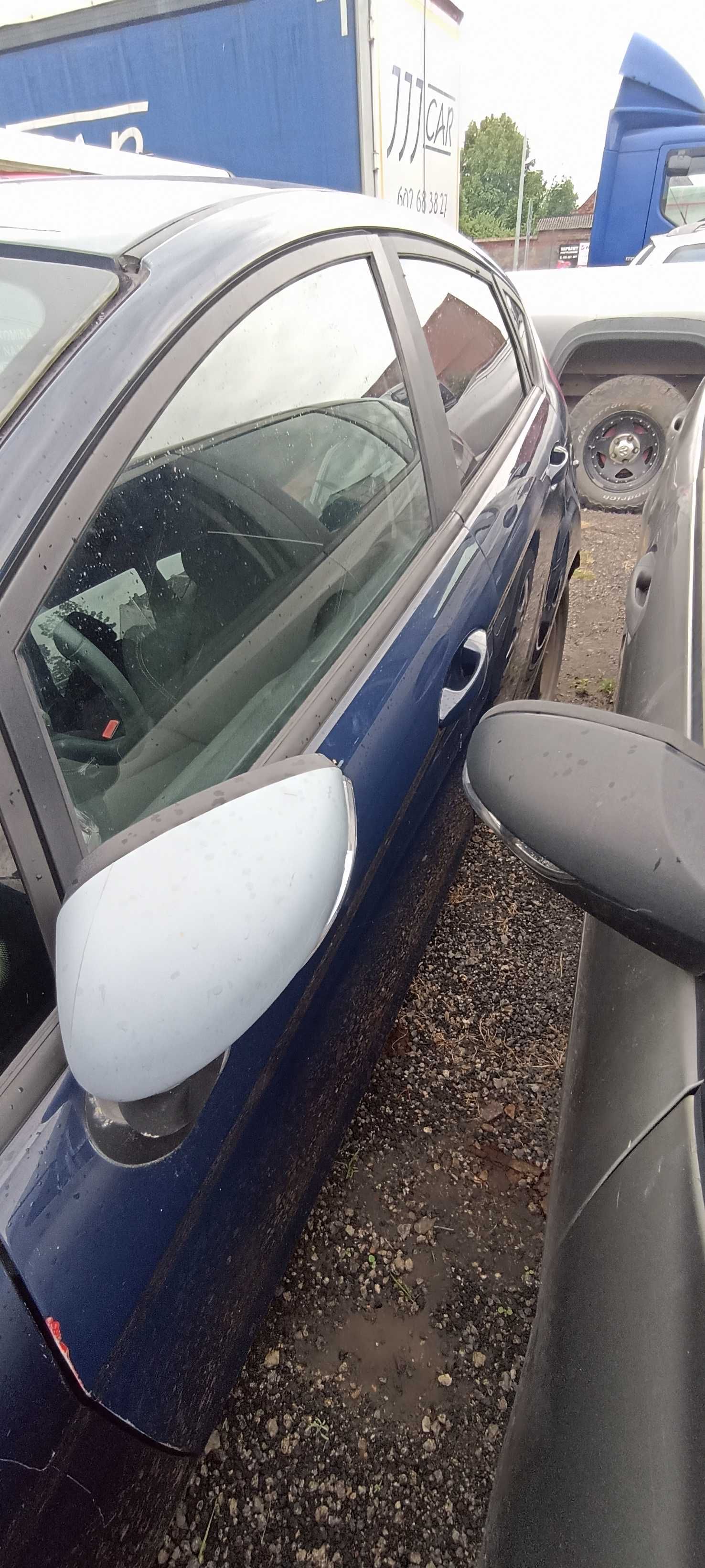 błotnik przód  ford fiesta mk7 5d lak ja8