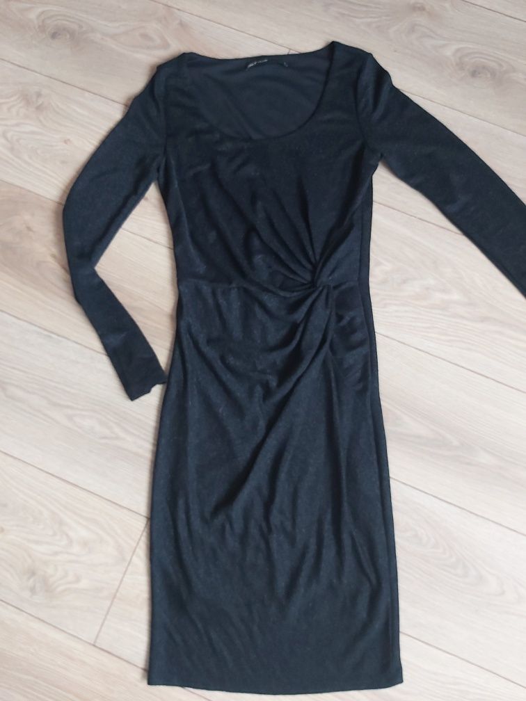 Blyszczaca czarna sukienka r. 36
