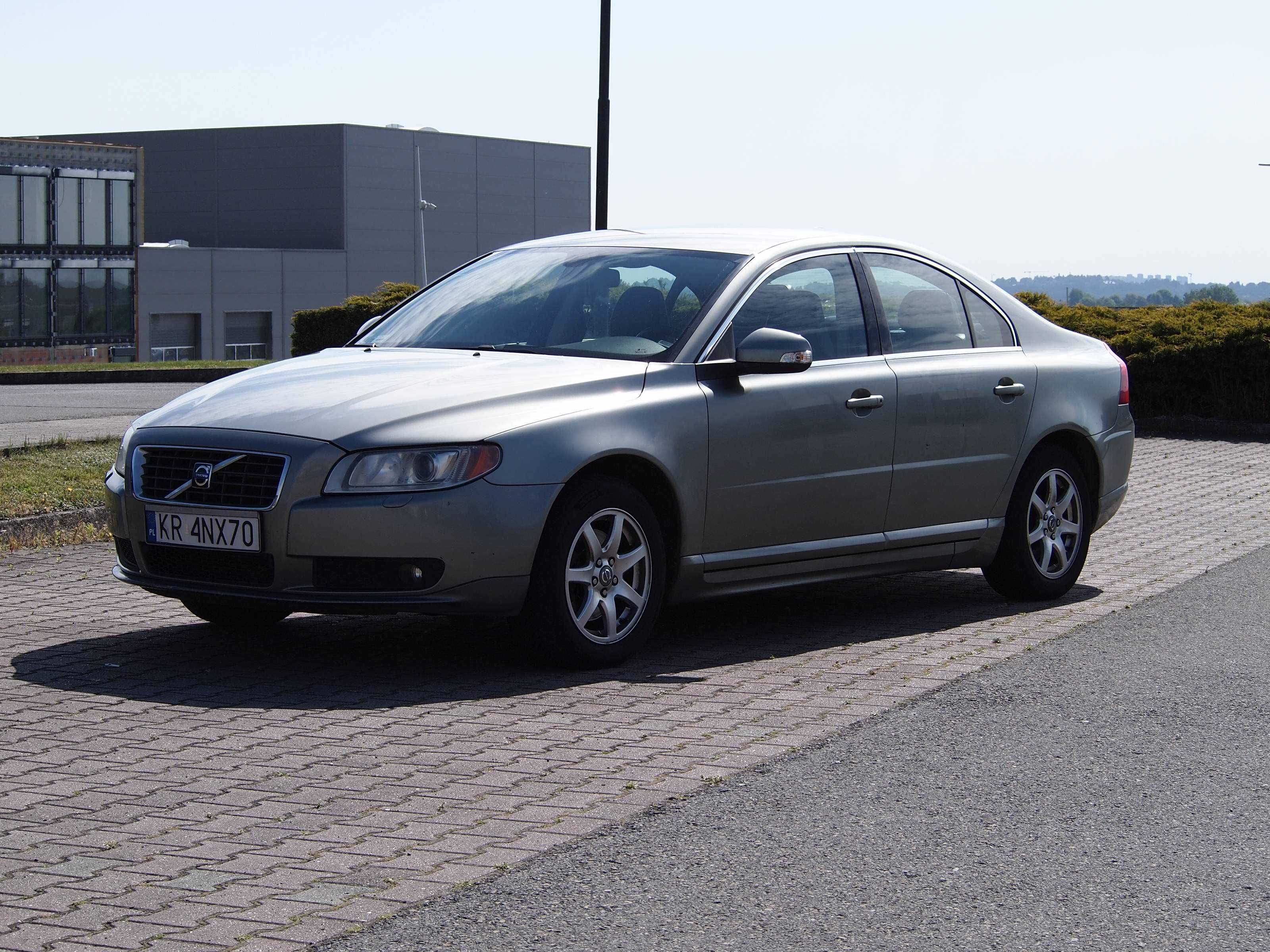 VOLVO S80 2.5t 200km
