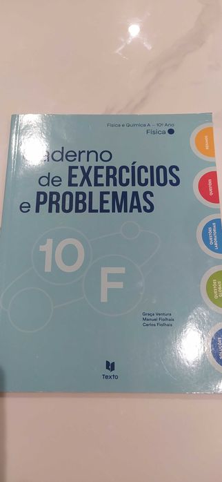 Caderno de Exercícios e Problemas - Física - 10 F