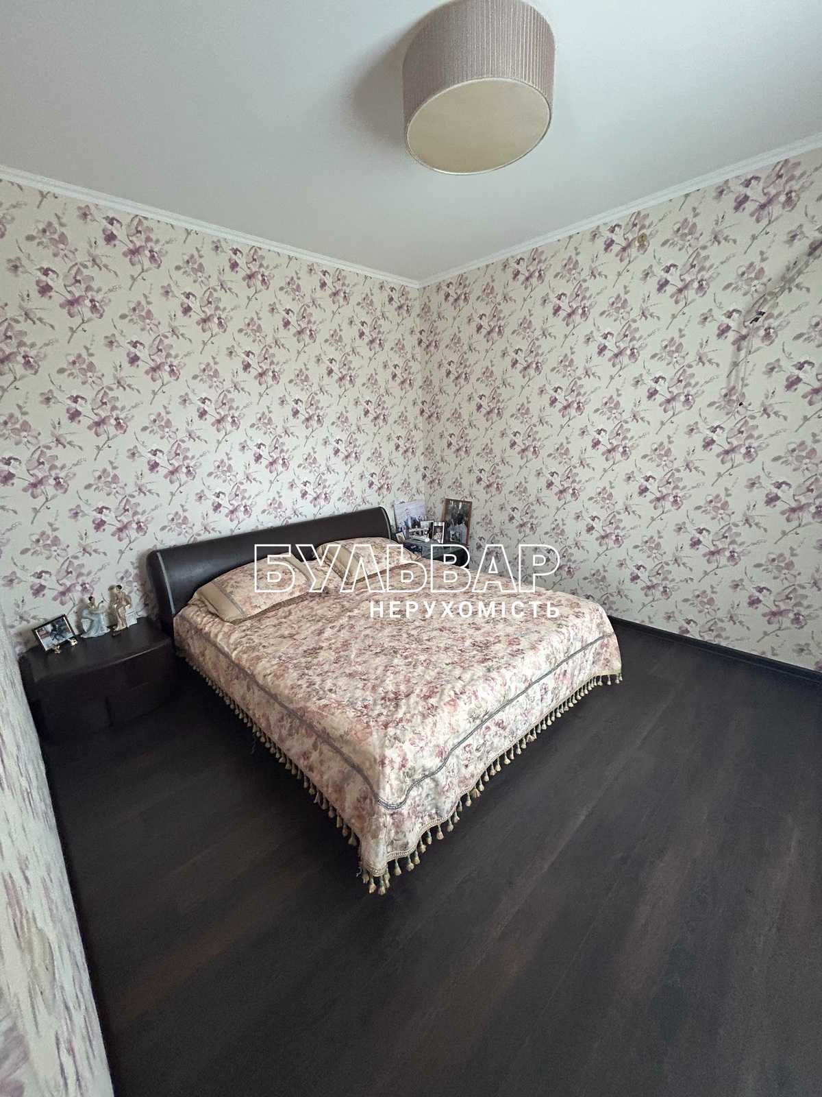 Продам свежий толковый  дом 180м2, Большая Рогань, м. Индустриальная