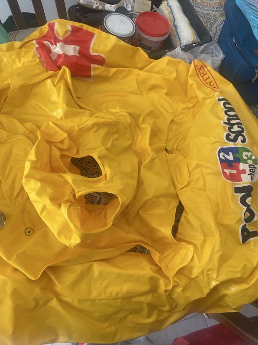 Vendo boia praia para criança