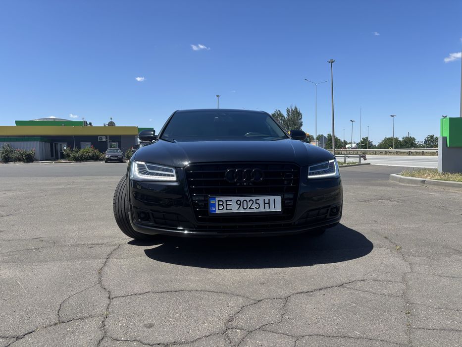 Продам Ауді А8 long