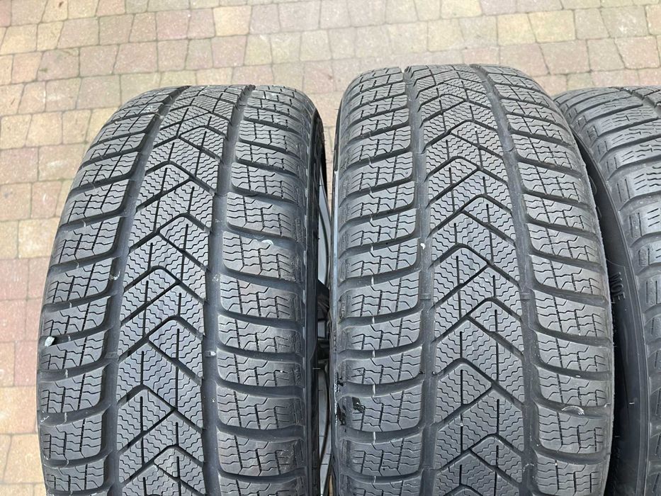 3596. Koła zimowe BMW 1 F70 2 F45 5x112 oryginalne 225/45/18 Runflat