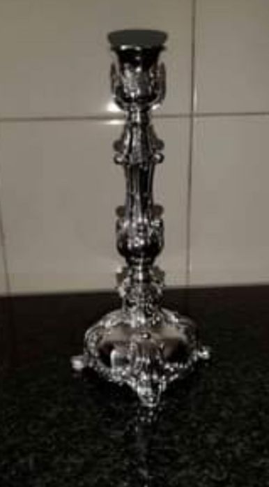 Castiçal Vintage prateado pequeno 17 cms novo em estado impecável