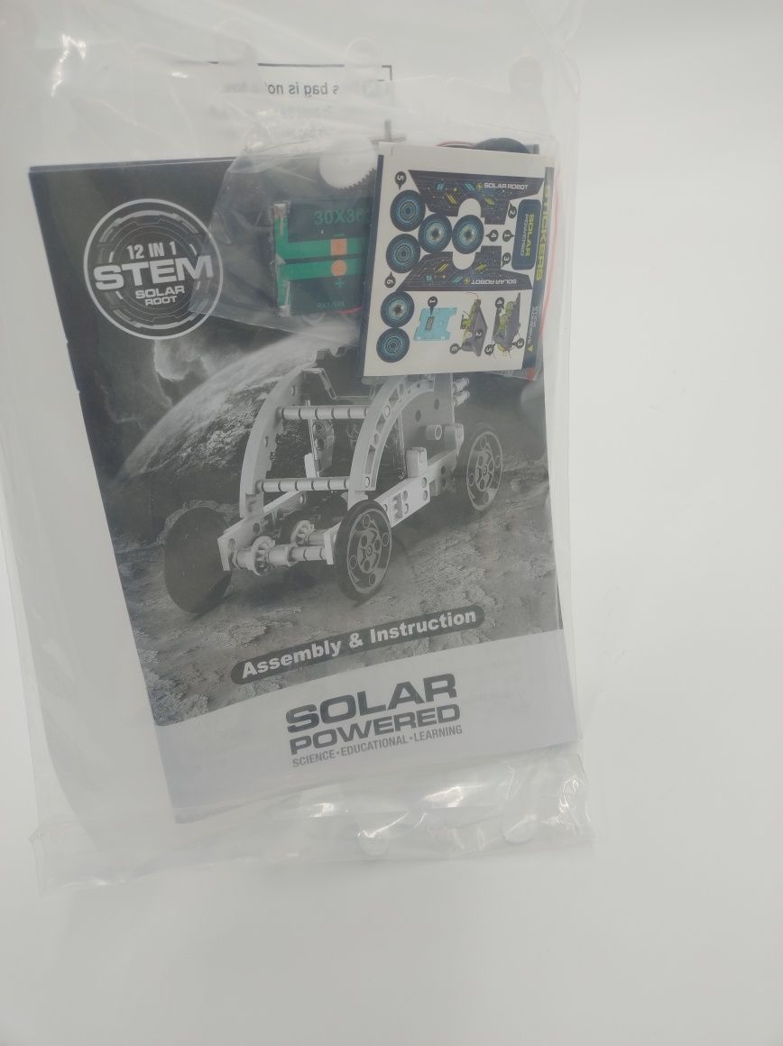 Robot solarny 12 w 1