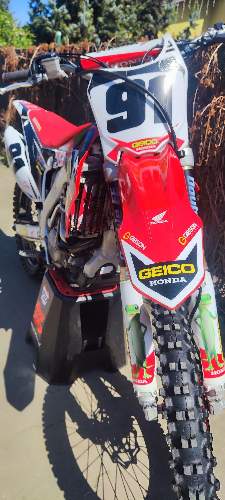 Honda CRF 250 R 2016 akrapovic GEICO k-tech