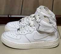 Кроссовки Nike Air Force 1 MID размер EUR-37,5/36,5-23,5 см.