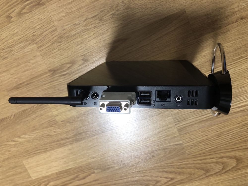 Міні ПК (неттоп) Asus EeeBOX B202
