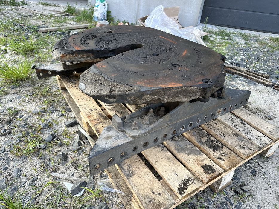 Сідло  на Вольво євро 5 JOST 20см 213 рік