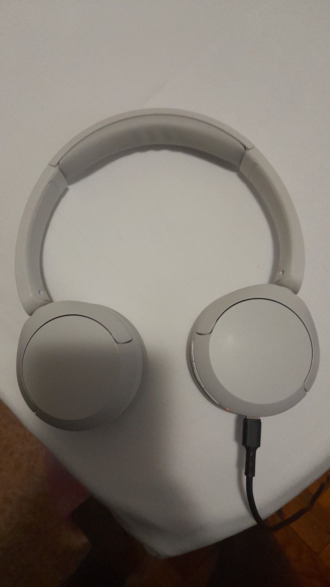 Vendo fones Sony WH-CH520 Wireless Bluetooth Headphones