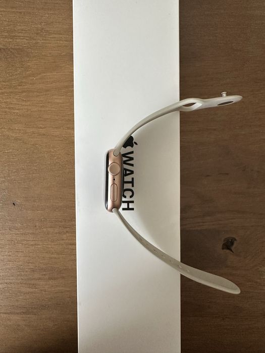 Zegarek Apple Watch SE