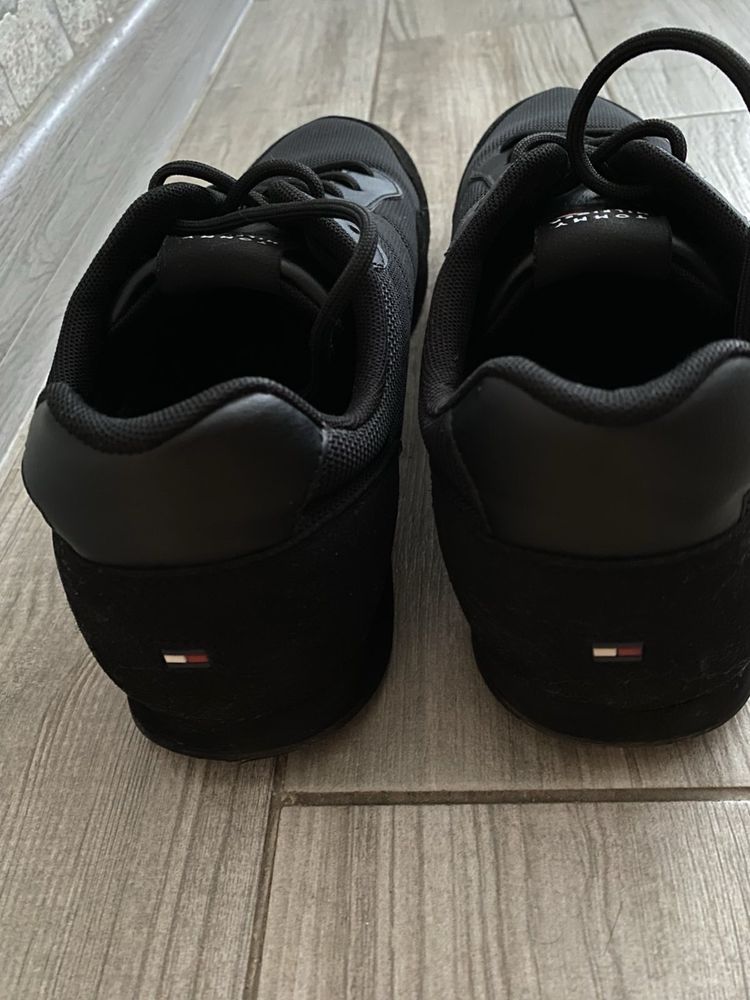Кроссовки tommy hilfiger