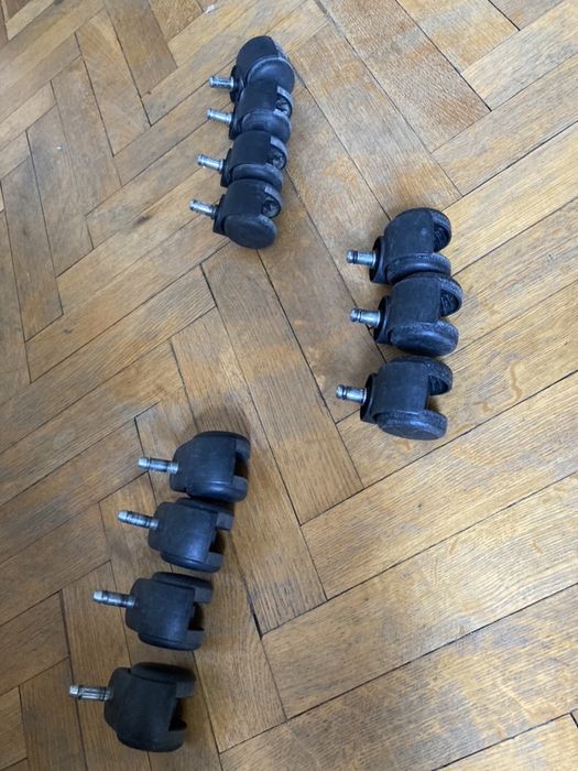 Kolka do fotela obrotowego uzywane czarne sprawne nóżki