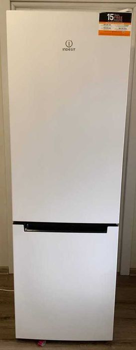 Холодильник Indesit DS 3181 W UA